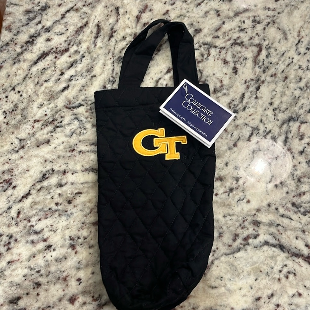 NWT Georgia Tech quilted gift bag